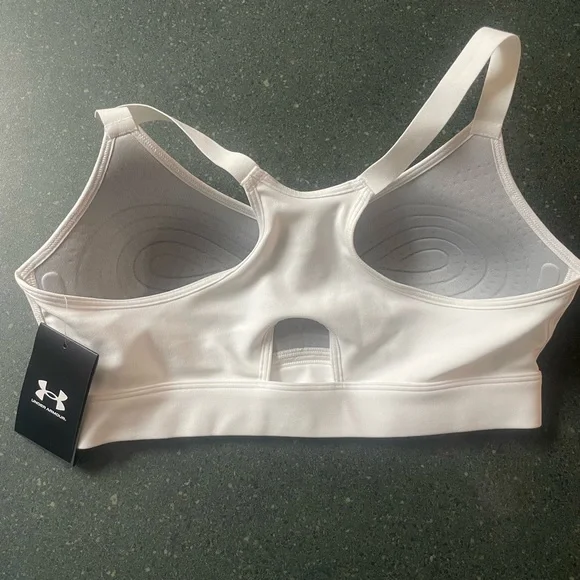 Woman’s brand new sports bra size L - Picture 2 of 2